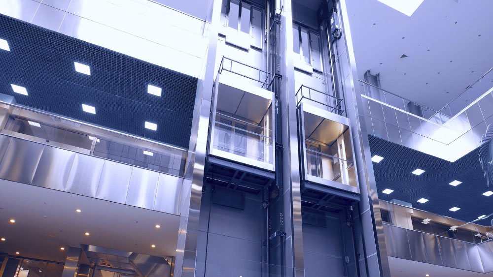 Modernización de ascensores y escaleras mecánicas en Cerber Lift